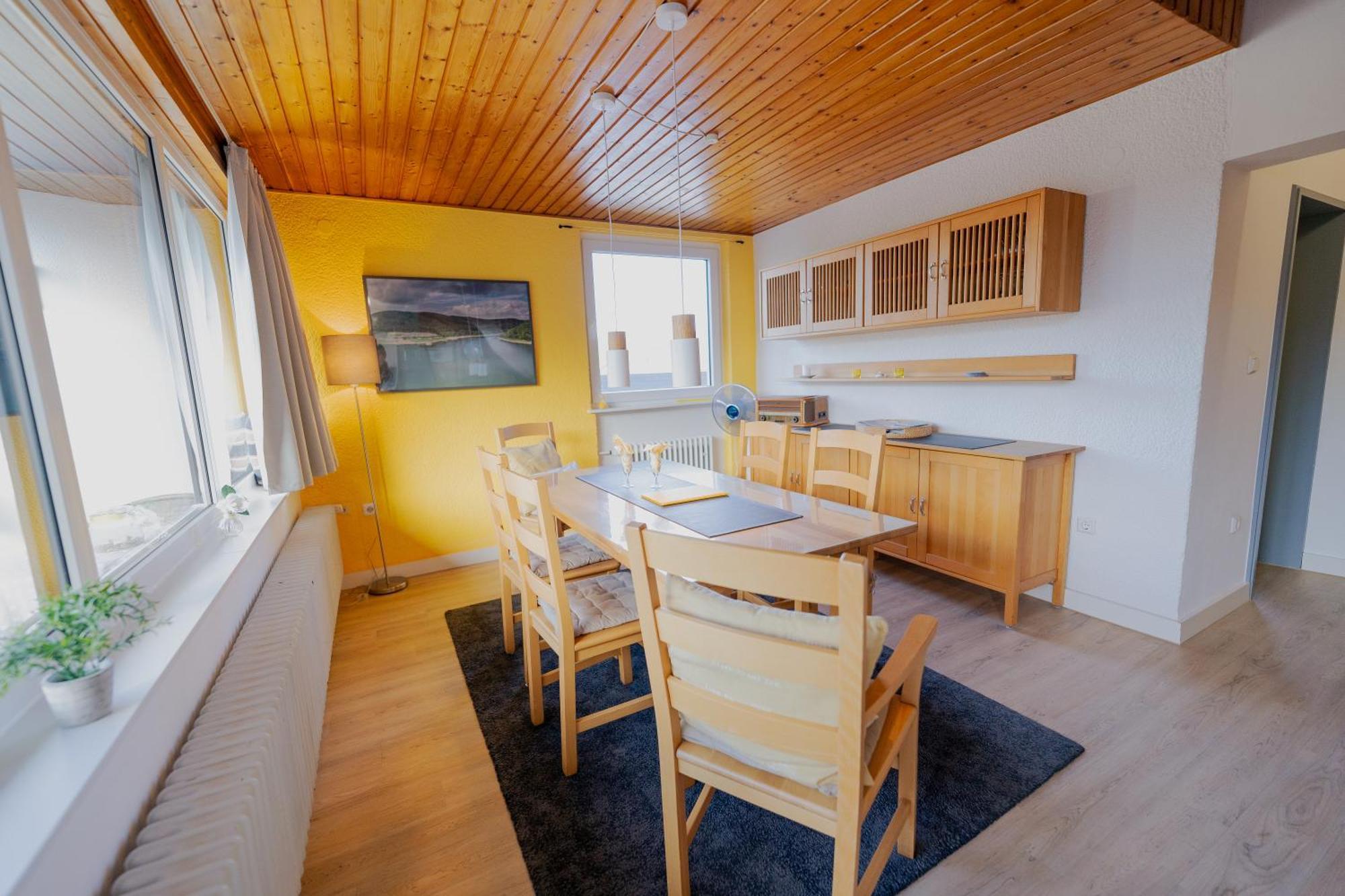 Ferienhaus Schoene Aussicht Ferienwohnung Gelb Hemfurth-Edersee Kültér fotó